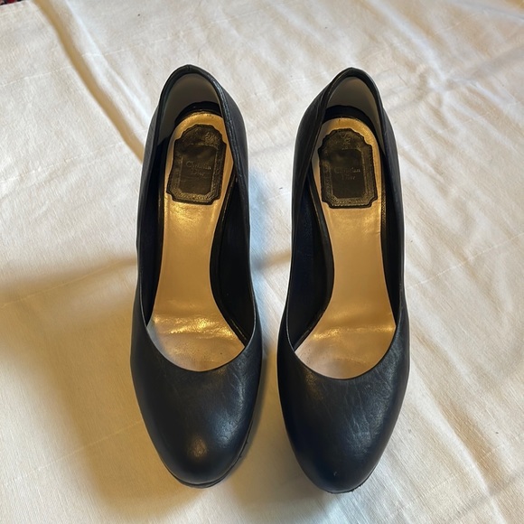 Christian Dior Heels - Picture 1 of 10